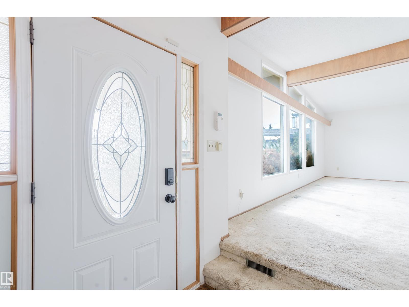9536 151 AV NW - 9