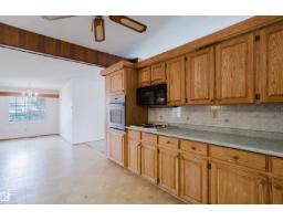 9536 151 Av Nw, Edmonton, AB T5E2R3 Photo 17