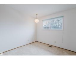 9536 151 Av Nw, Edmonton, AB T5E2R3 Photo 31