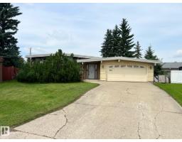 Primary Bedroom - 9536 151 Av Nw, Edmonton, AB T5E2R3 Photo 6