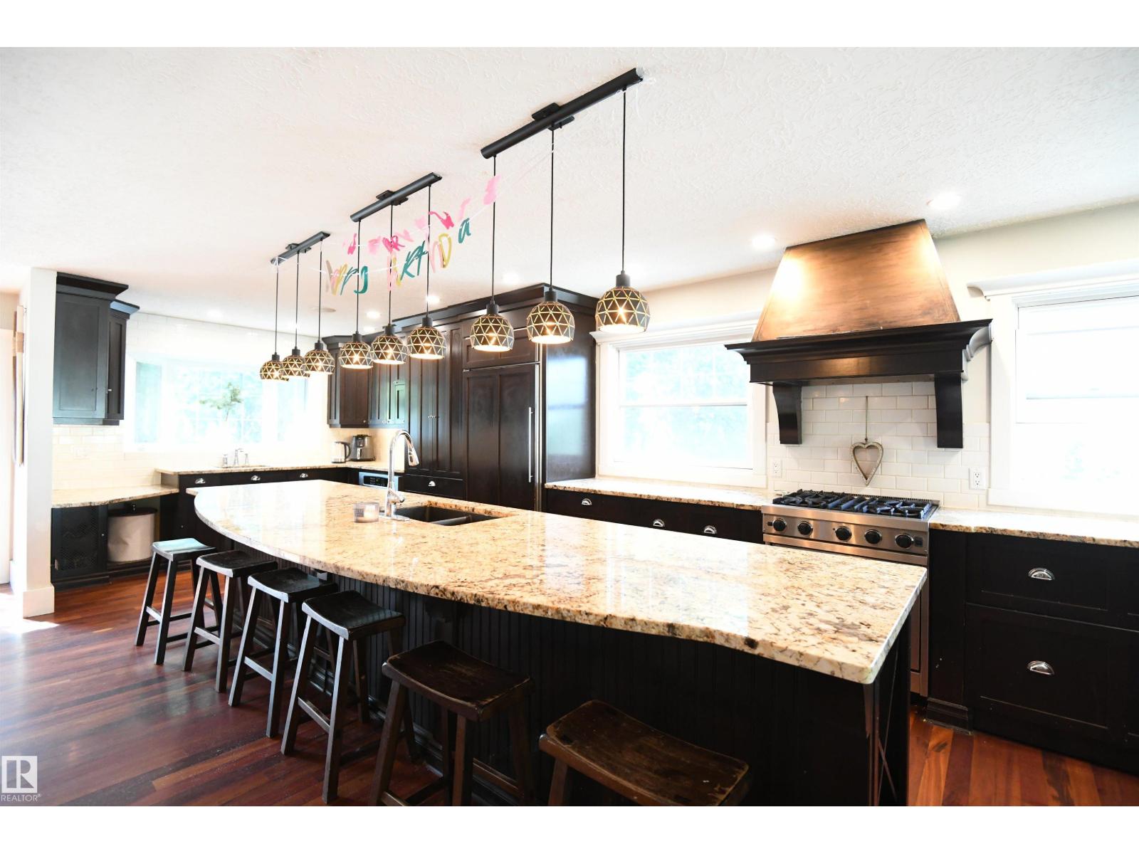 572 LESSARD DR NW - 18