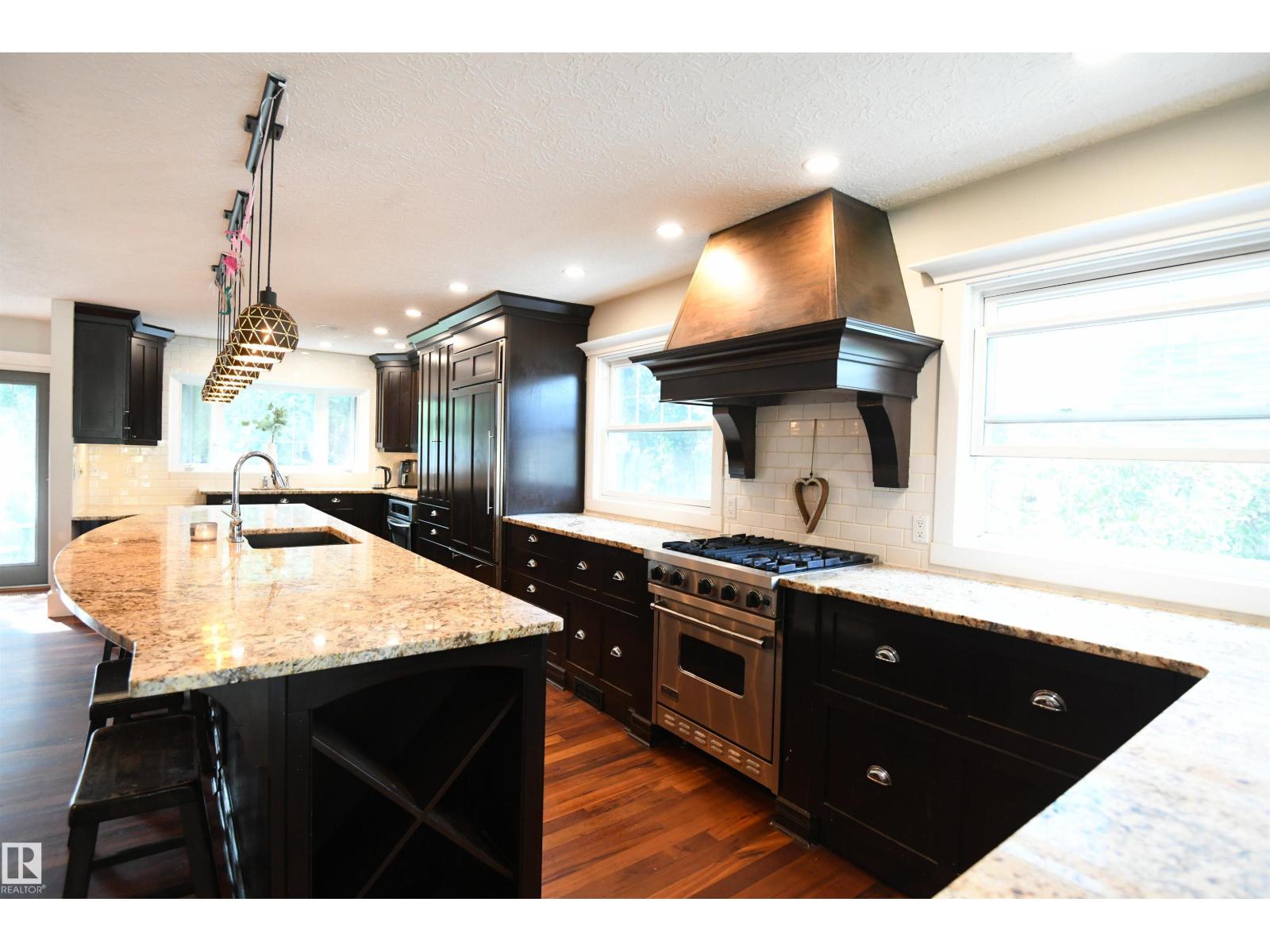 572 LESSARD DR NW - 20