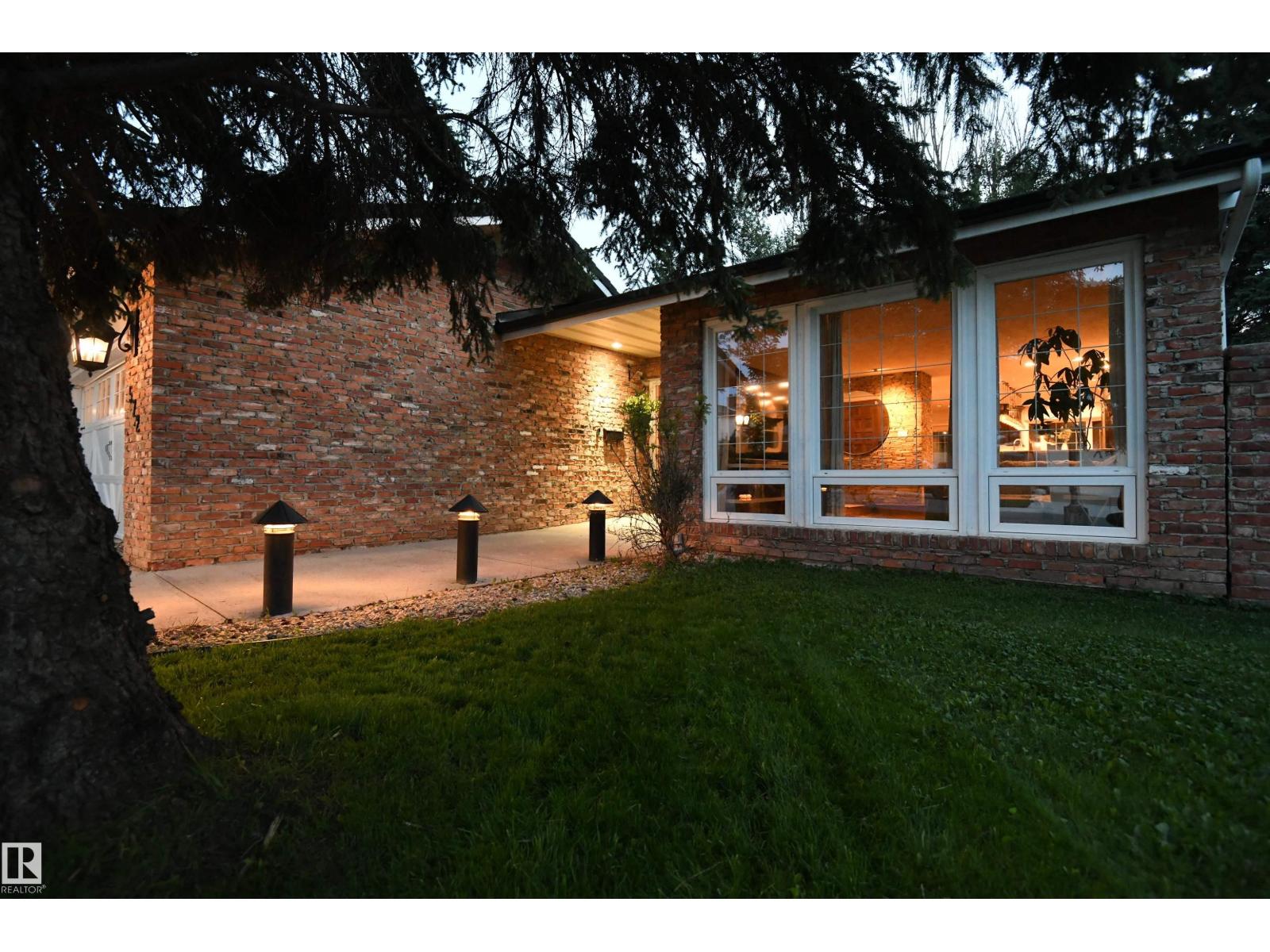 572 LESSARD DR NW - Image 5