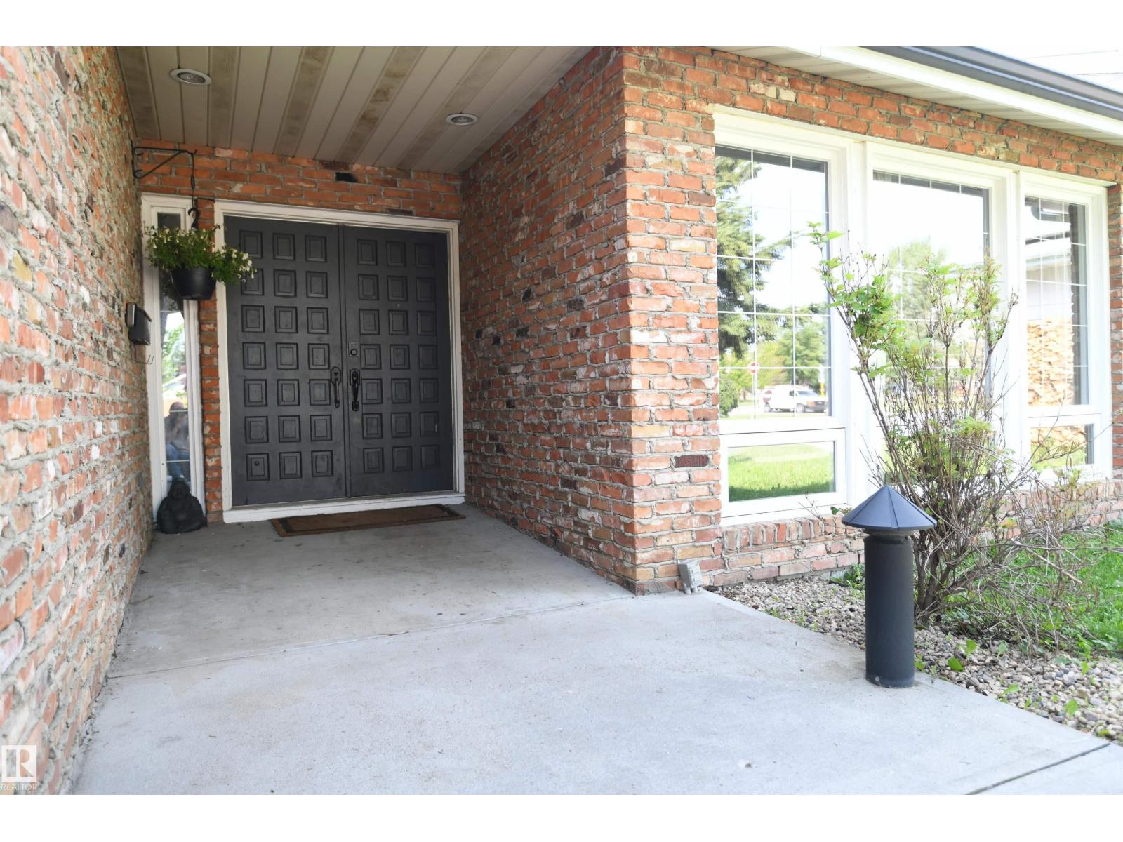 572 LESSARD DR NW - Image 7