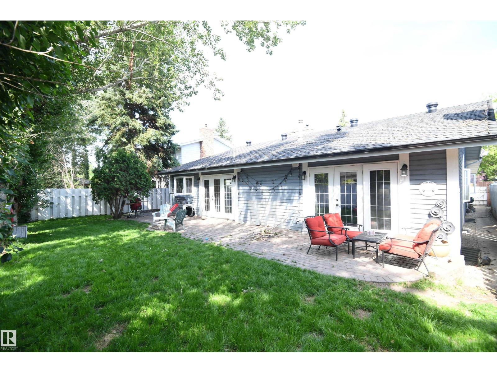 572 LESSARD DR NW - 8