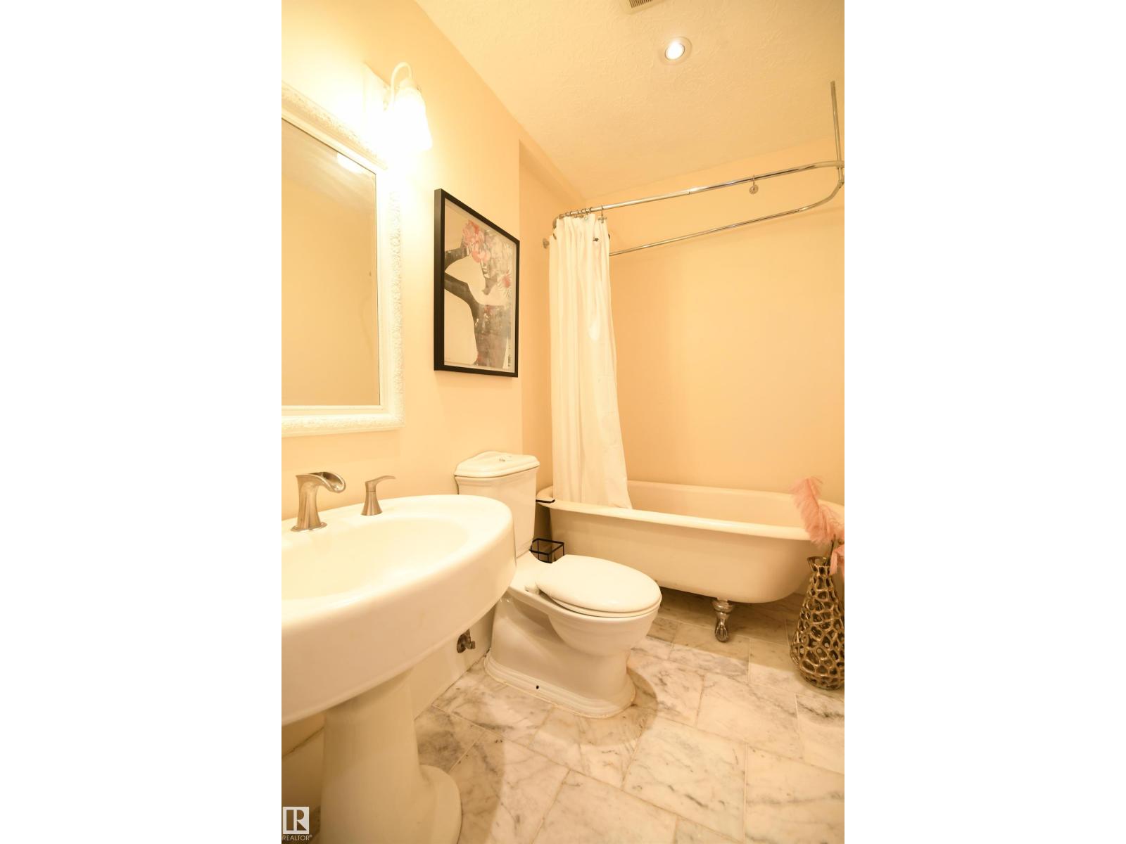 572 LESSARD DR NW - Image 30
