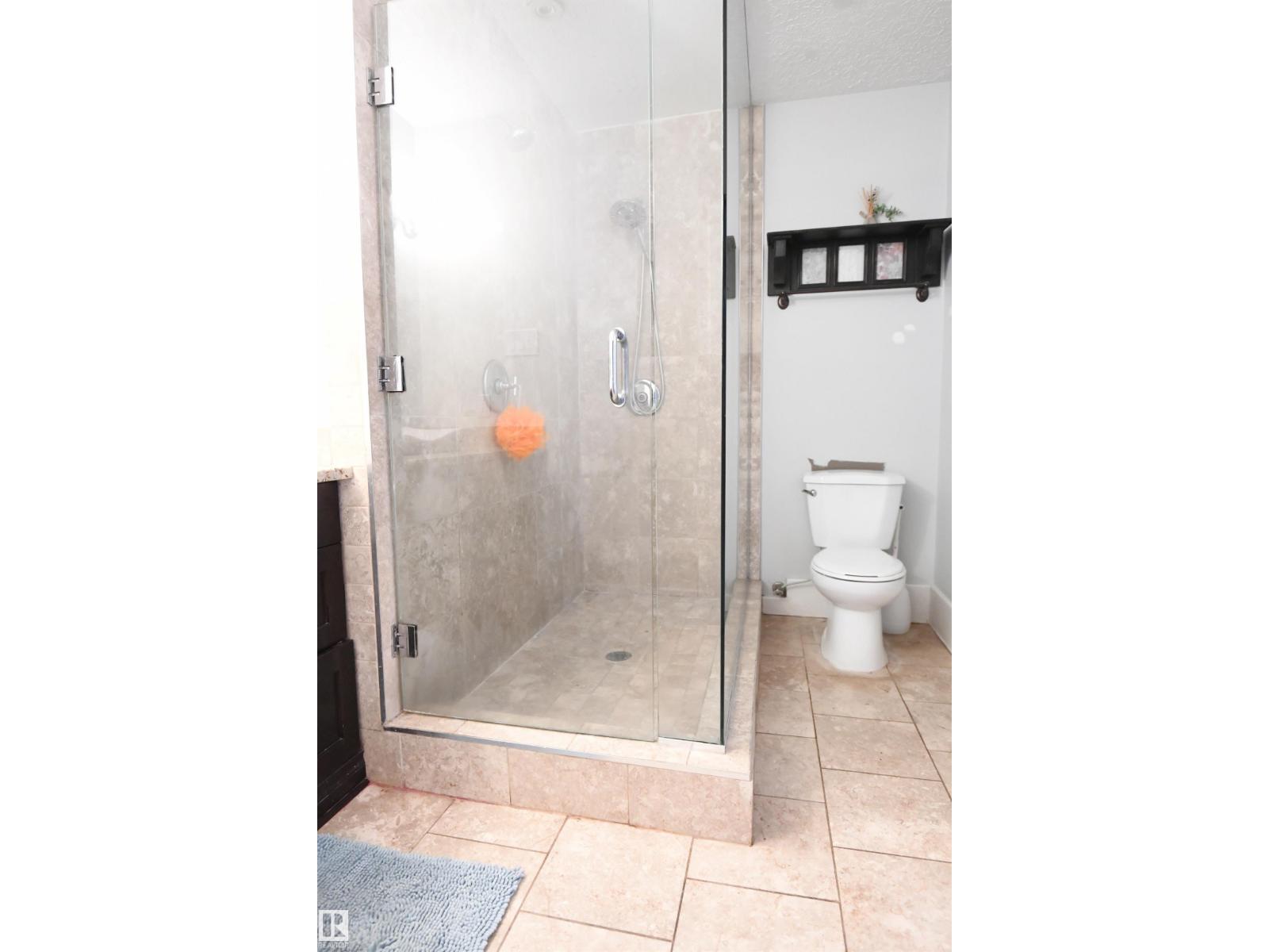 572 LESSARD DR NW - 25