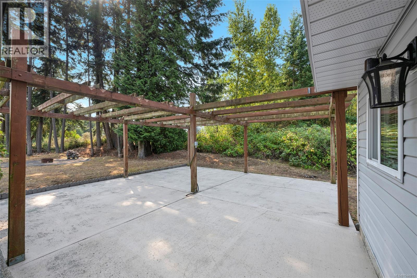 2437 Benko Rd - 32