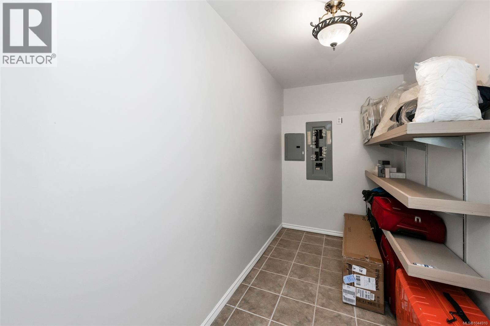 2437 Benko Rd - 27