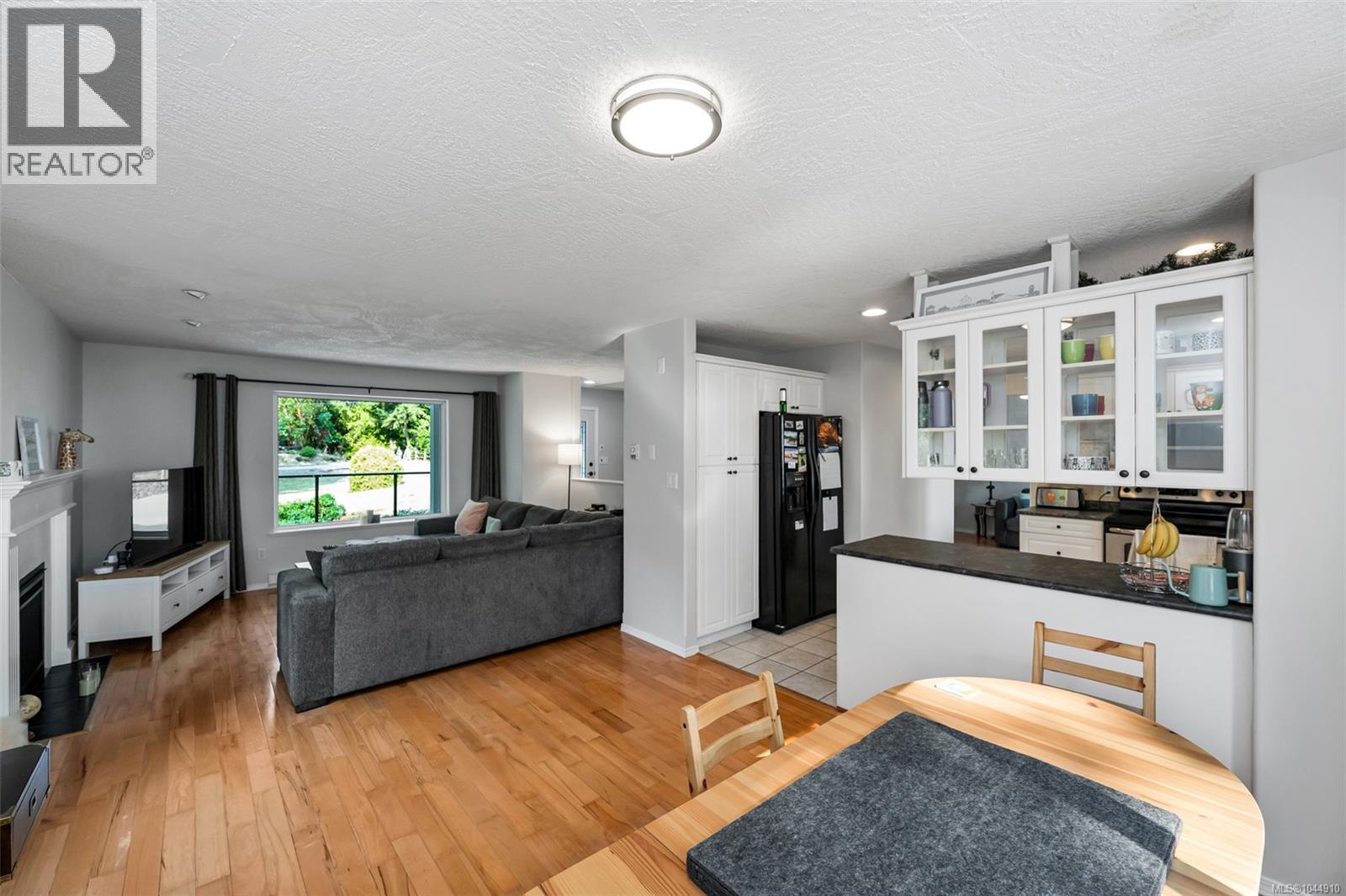2437 Benko Rd - 8