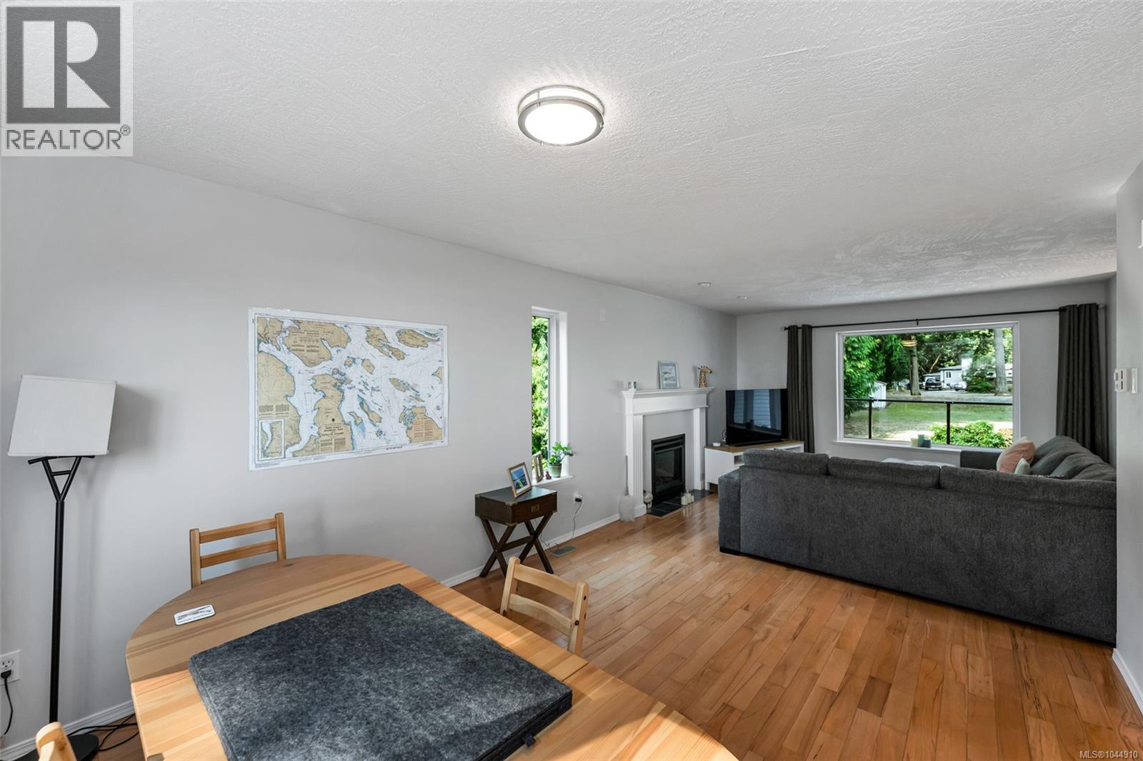 2437 Benko Rd - 7