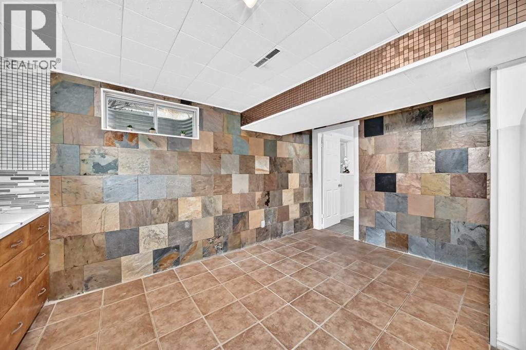 39 Healy Drive SW - 22