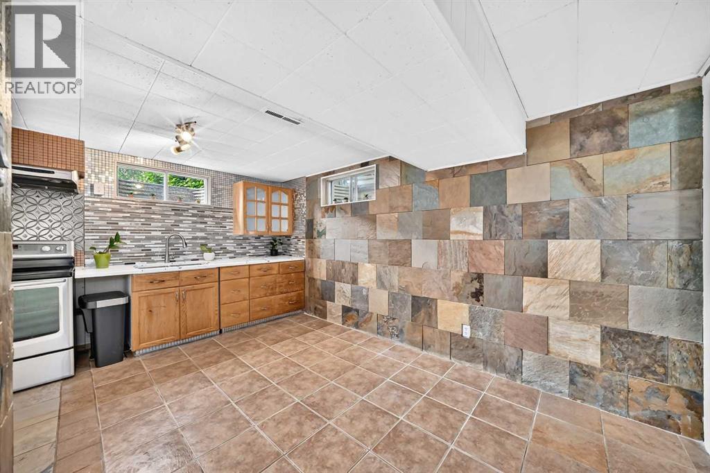 39 Healy Drive SW - Image 24