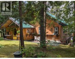 Kitchen - 660 Bradley Road Lot# A, Seymour Arm, BC  Photo 8