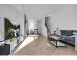 99 17568 57a Avenue, Surrey, BC V3S7V2 Photo 8