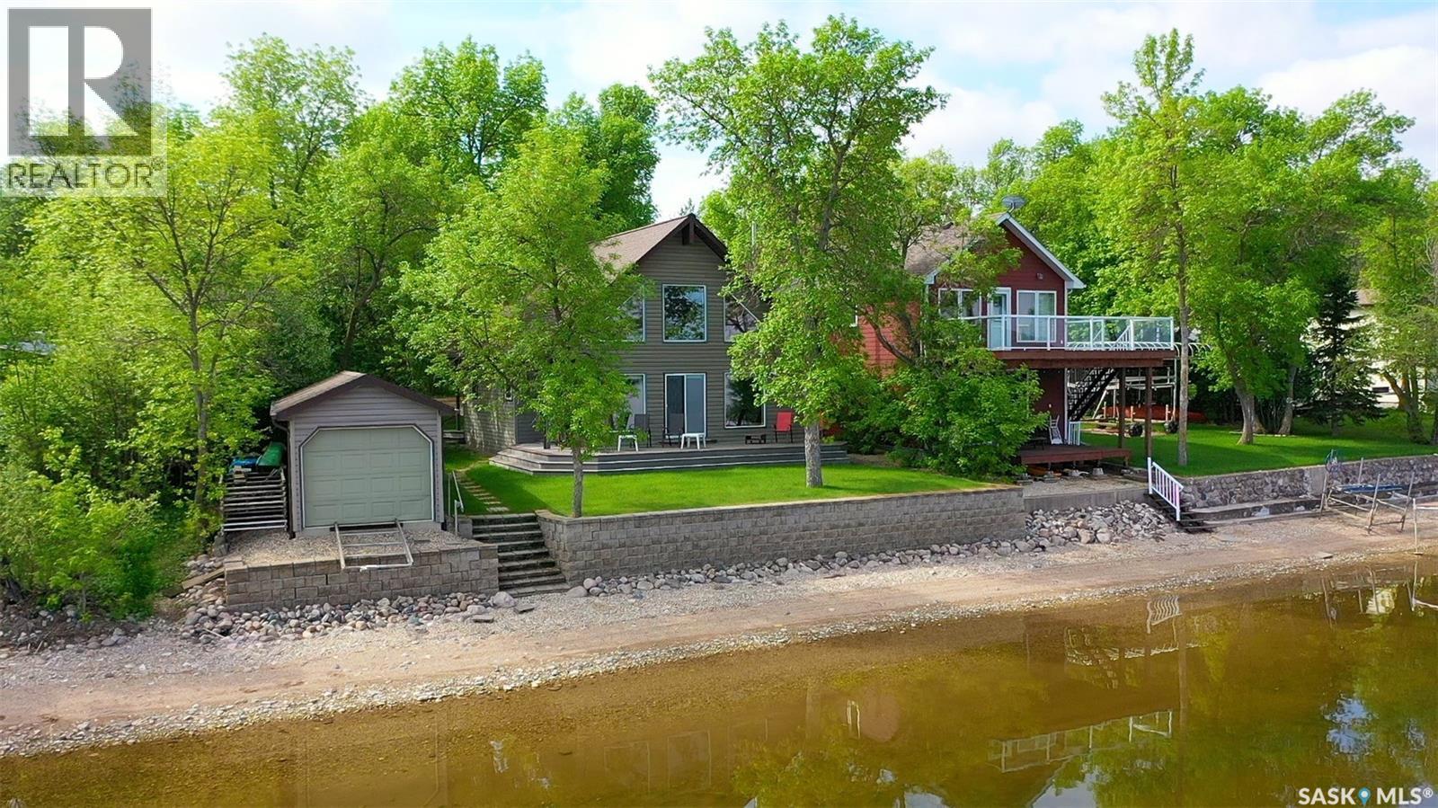 106 Seashell ROAD, Crooked Lake — photo 2