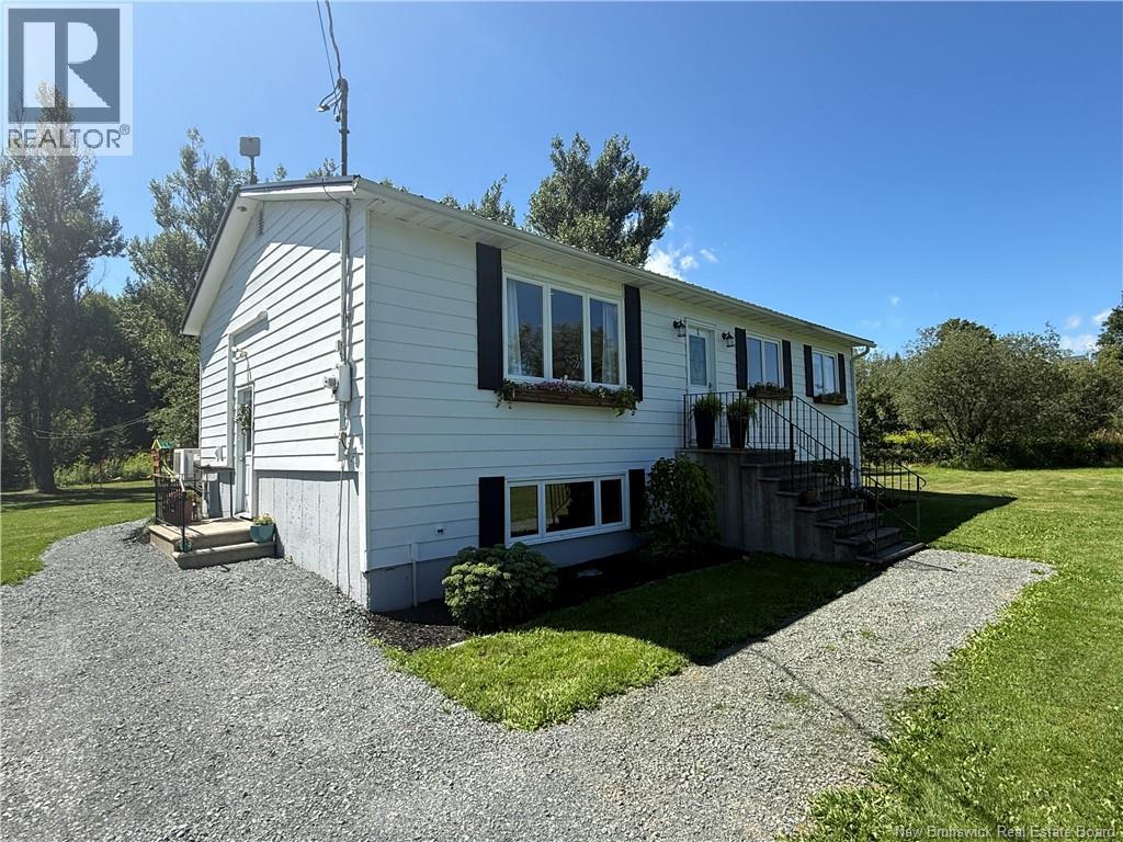 353 Back Greenfield Road, Greenfield — photo 3