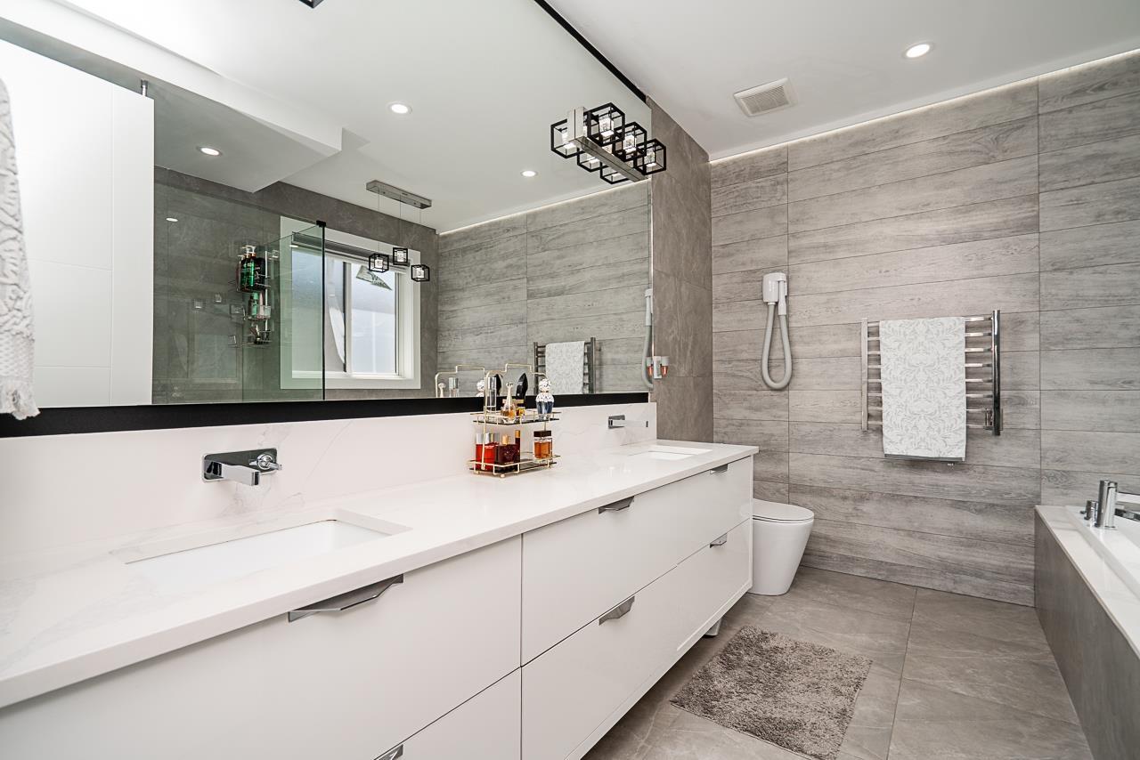 8 Bed, 8 Bath House for Sale in Abbotsford – 31081 N DEERTRAIL DRIVE, Abbotsford – MLS# R3152656 - Image 19