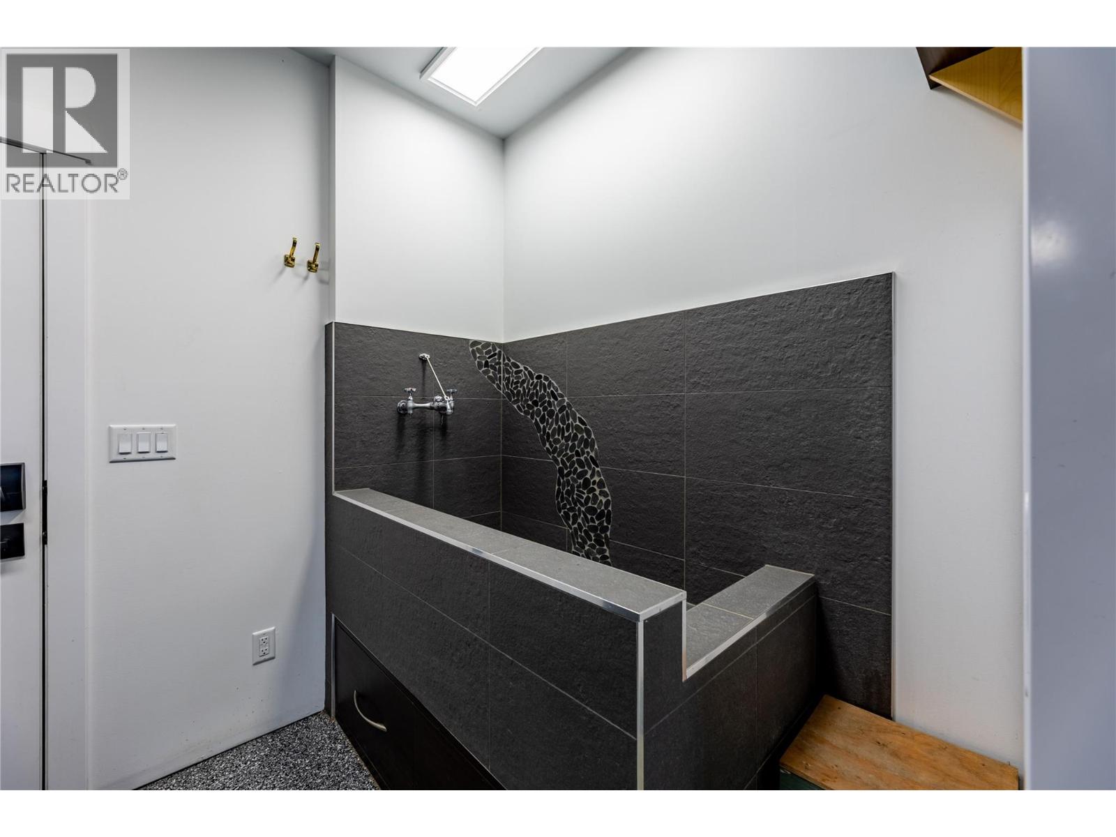 3401 Roncastle Road - 75
