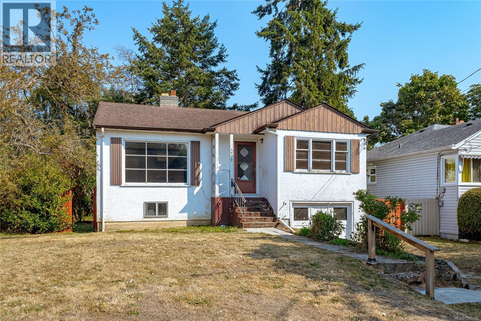 3033 Carroll St - 1