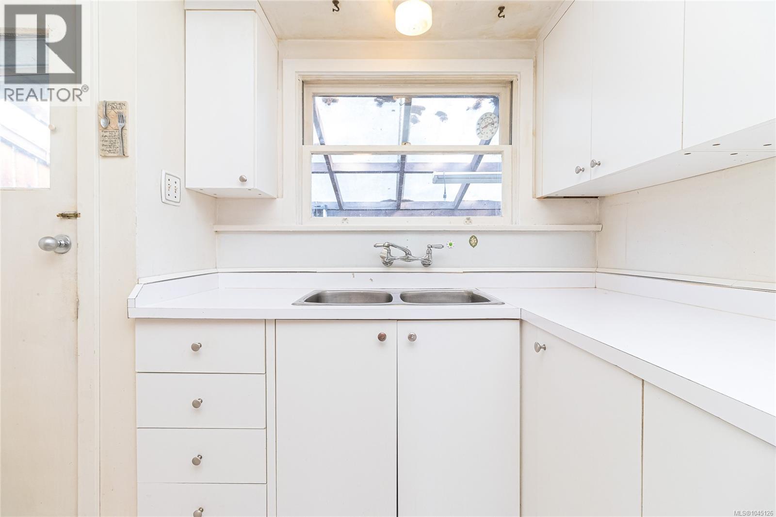 3033 Carroll St - 15
