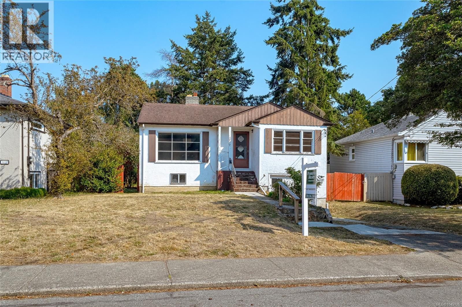 3033 Carroll St - 2