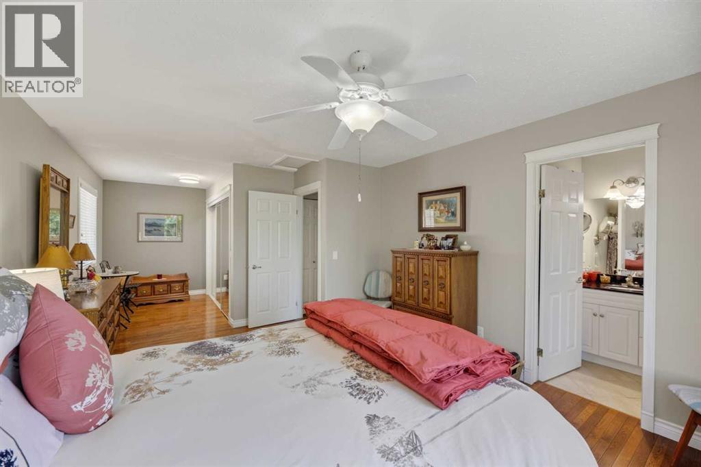 223 10 Avenue NE - Image 15