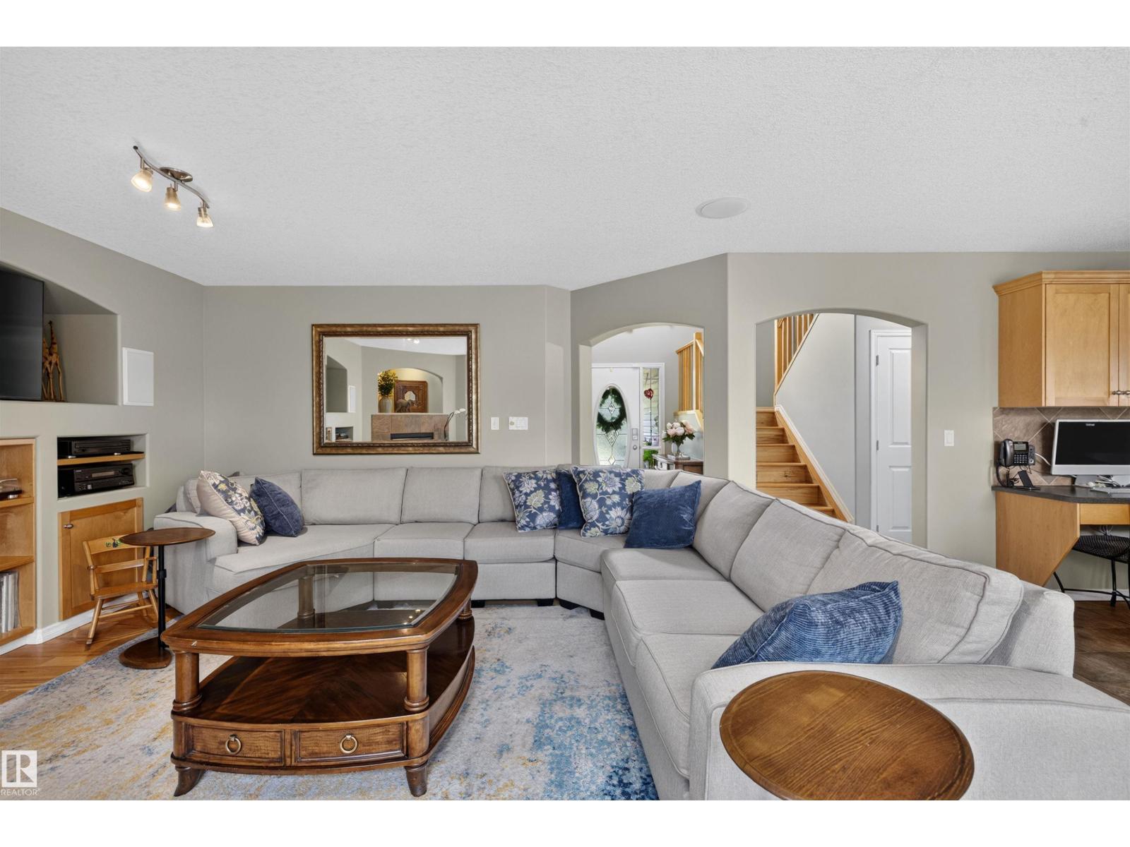 430 NORWAY CR - Image 9
