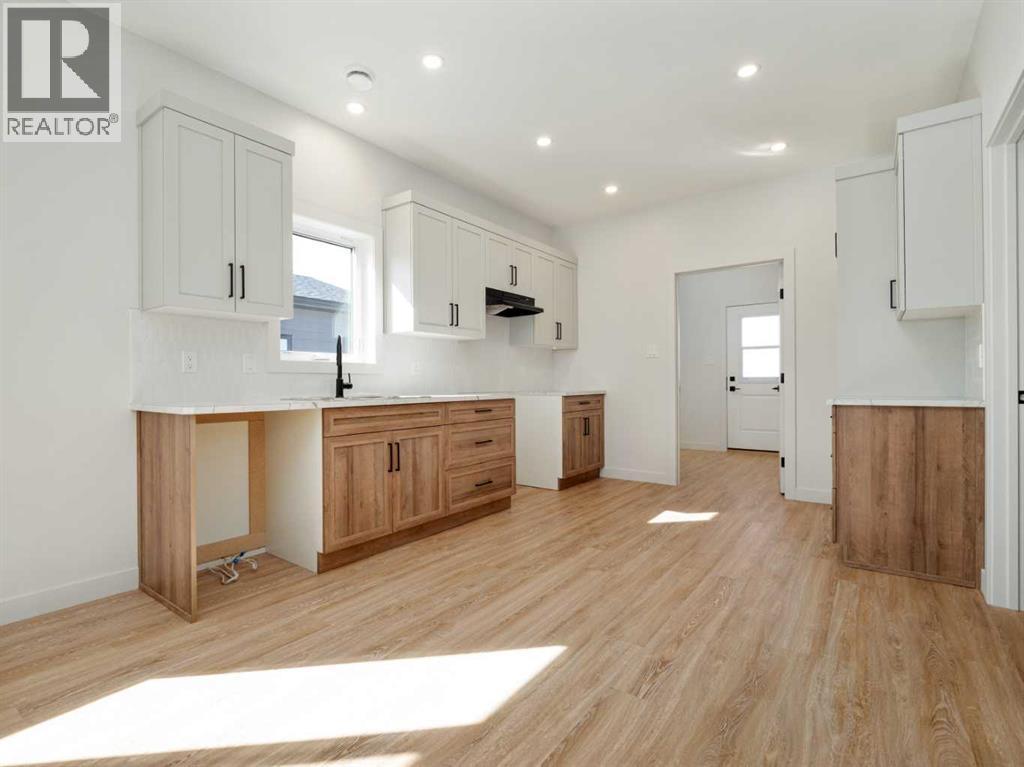 7042 48 Street - Photo 22