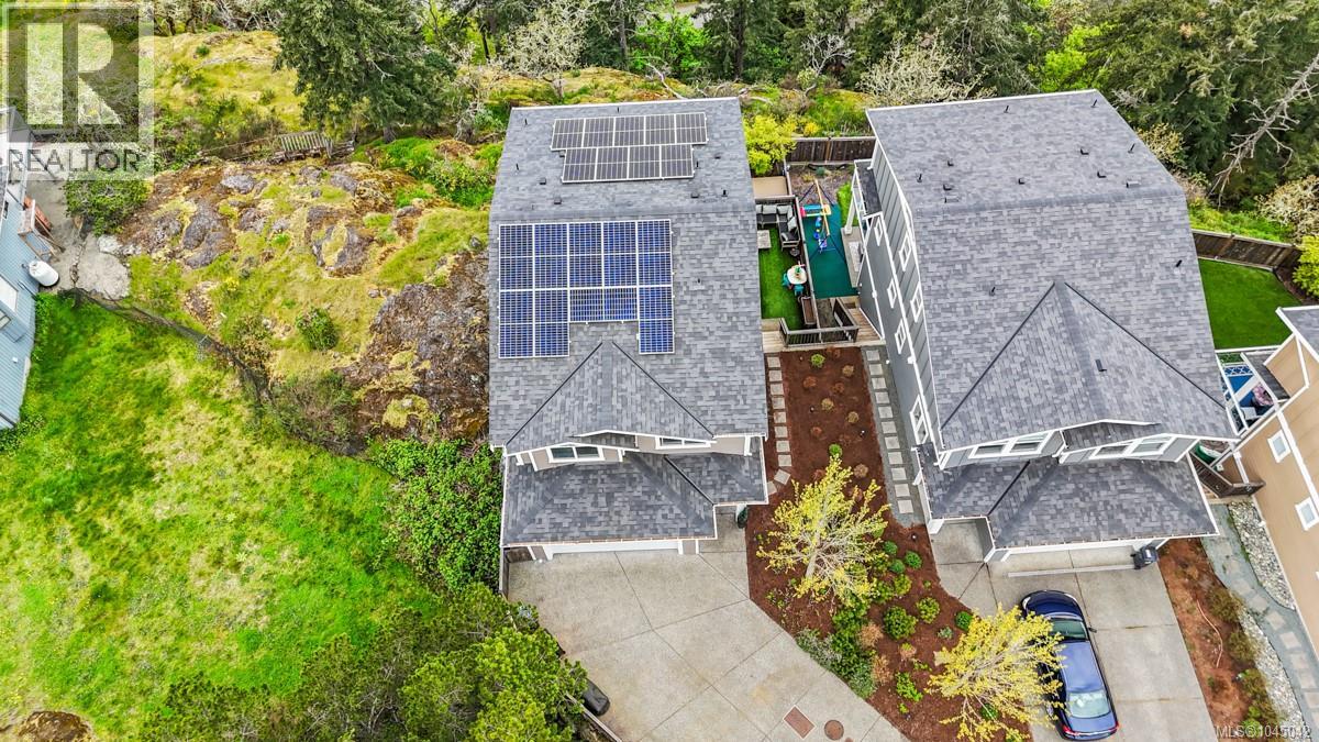 2562 Rosevista Pl - 2