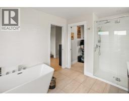 2562 Rosevista Pl, Langford, BC V9B5J6 Photo 37