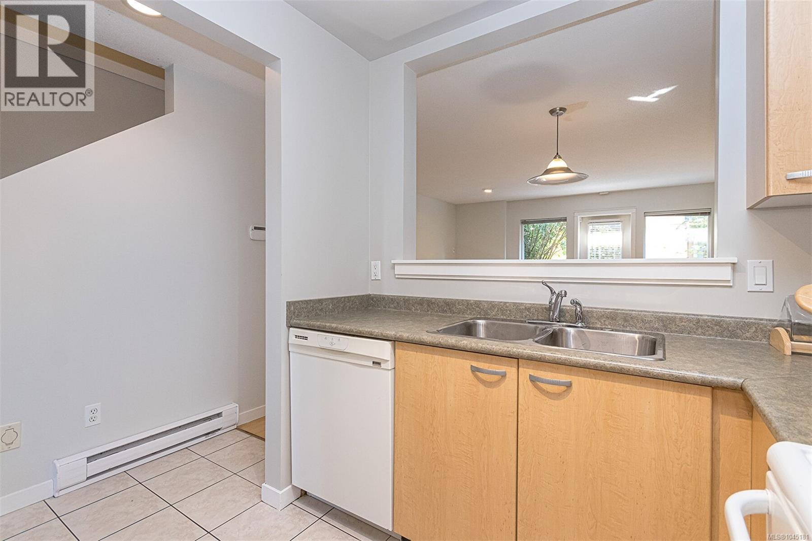 #3 1019 North Park St - 15