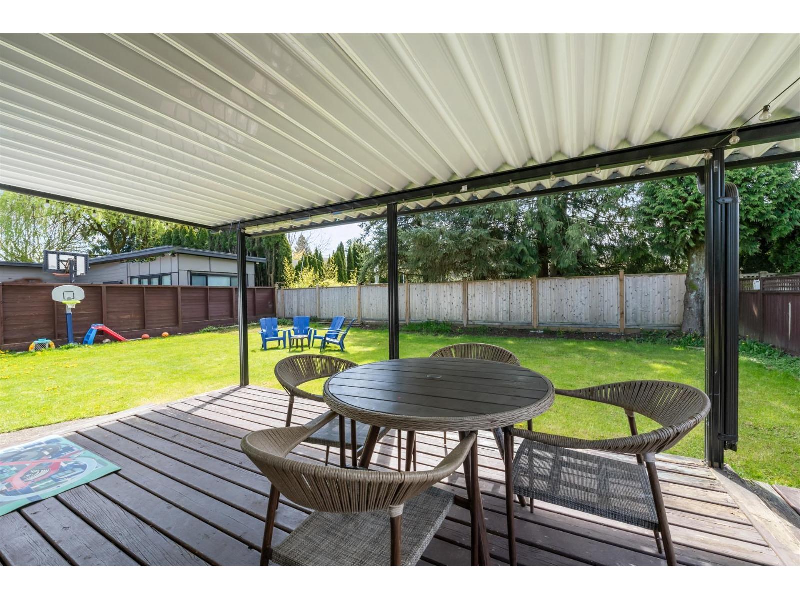 3 Bed, 2 Bath House for Sale in Surrey – 16954 60 AVENUE, Surrey – MLS# R3153038 - Image 9