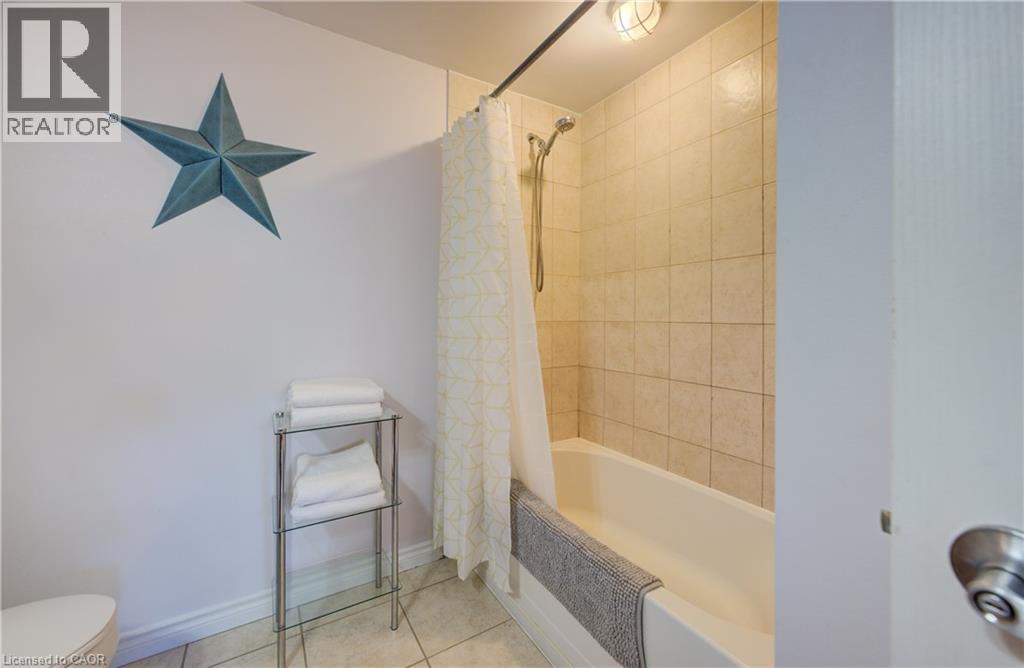 #118 8 HARRIS Street - Image 24