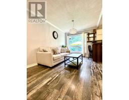 45 Sandusky Crescent, Aurora, ON L4G3N3 Photo 18