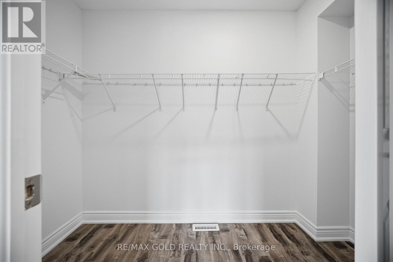 1071 SAVOLINE BOULEVARD - 24