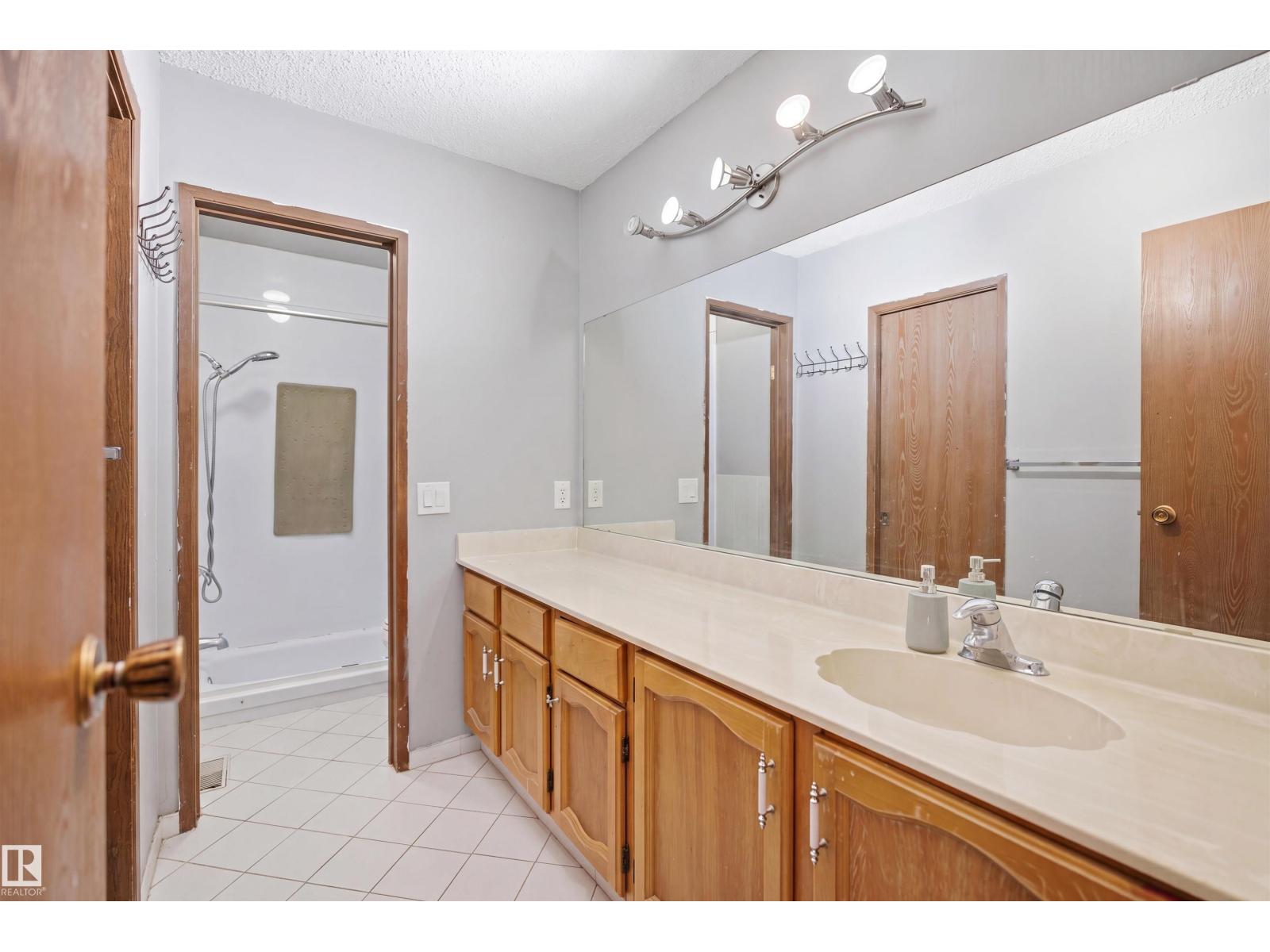 2107 40 ST NW - 16
