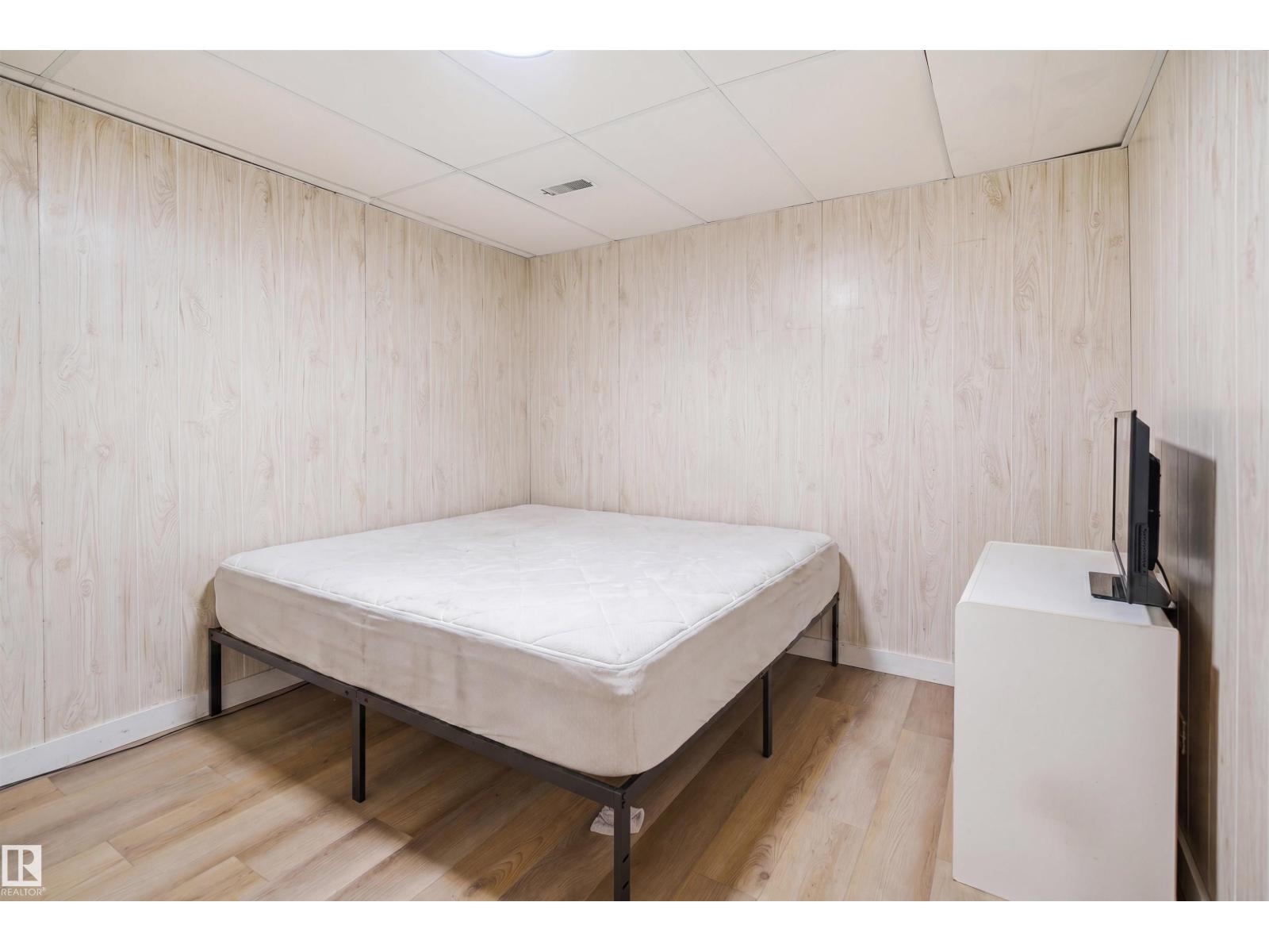 2107 40 ST NW - 33