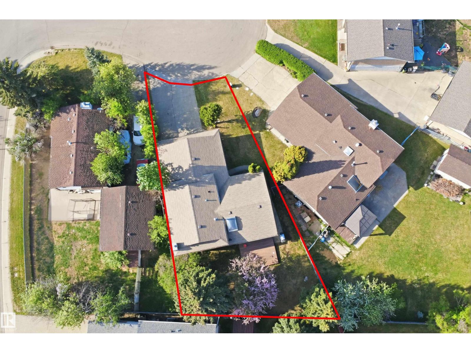 2107 40 ST NW - Image 39