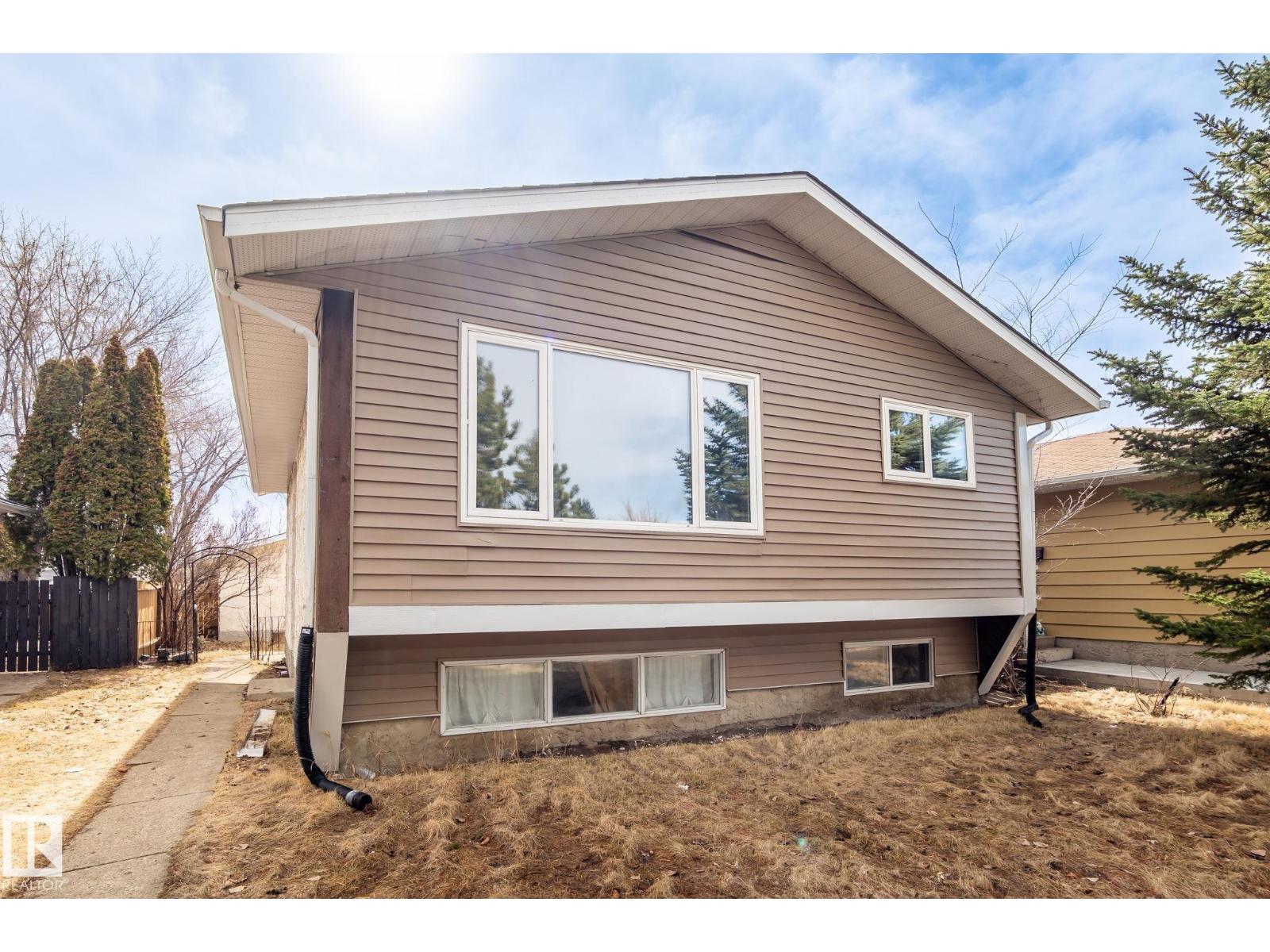 1566 lakewood RD W NW, Meyonohk, Edmonton photo 4