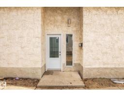 1566 Lakewood Rd W Nw, Edmonton, AB T6K2V9 Photo 11