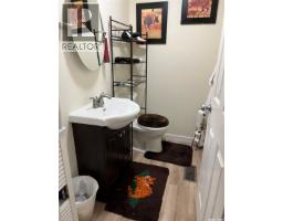 Laundry room - 726 M Avenue S, Saskatoon, SK S7M2L4 Photo 7