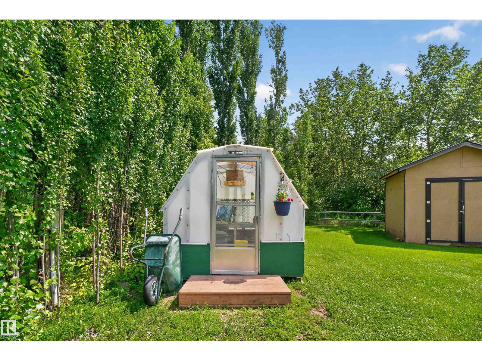 107 Idlehours Drive - Image 44