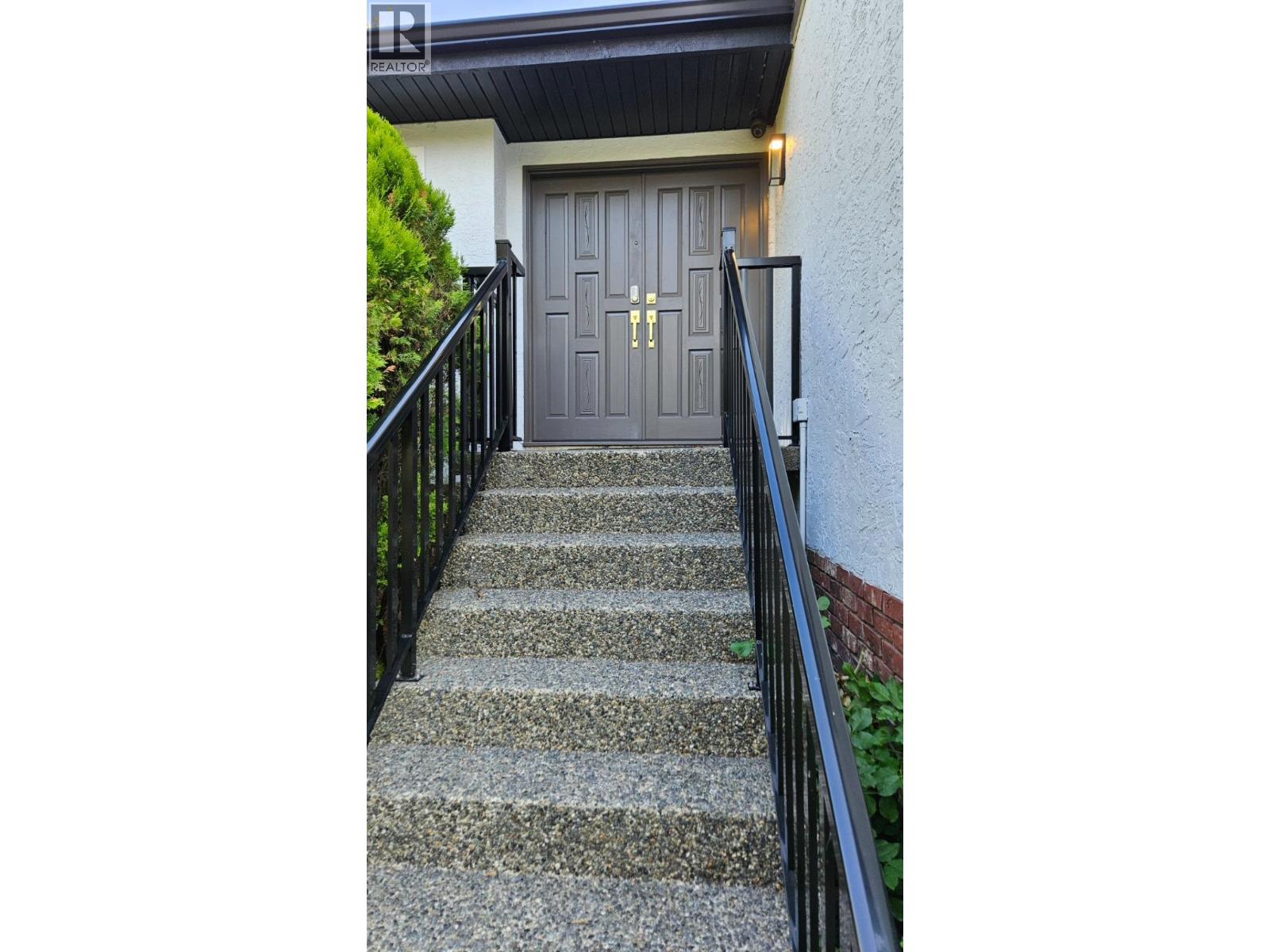 1544 W 68TH AVENUE, Vancouver — photo 2