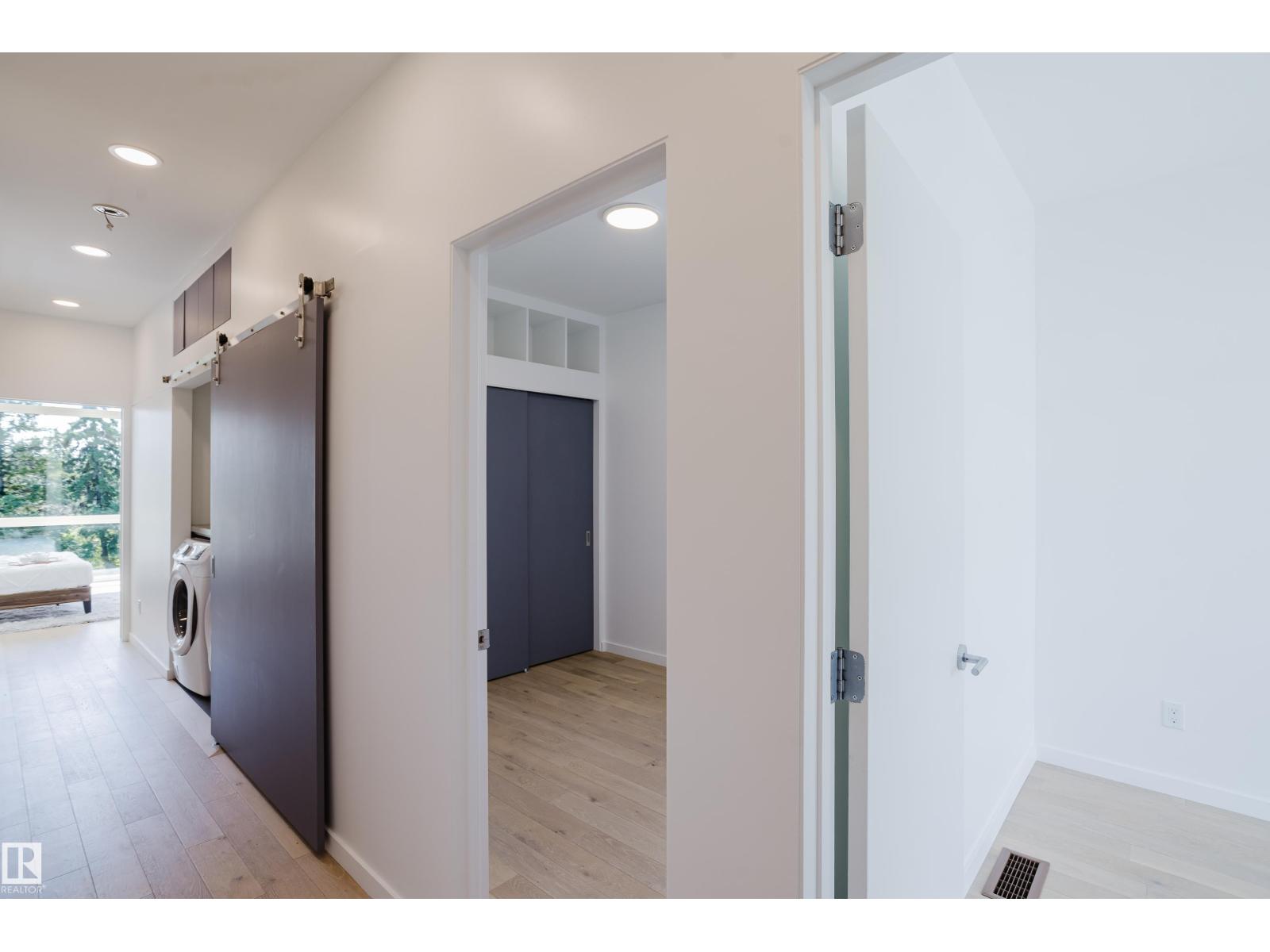 7405 89 ST NW - Image 18