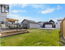 239 Vista Road, Crossfield, AB T0M0S0 Photo 32