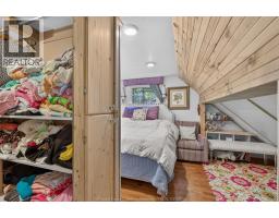 935 Bartlet, Windsor, ON N9G1V3 Photo 24