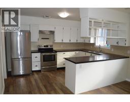 Kitchen - 6805 Reservoir Road, Grand Forks, BC V0H1H5 Photo 13