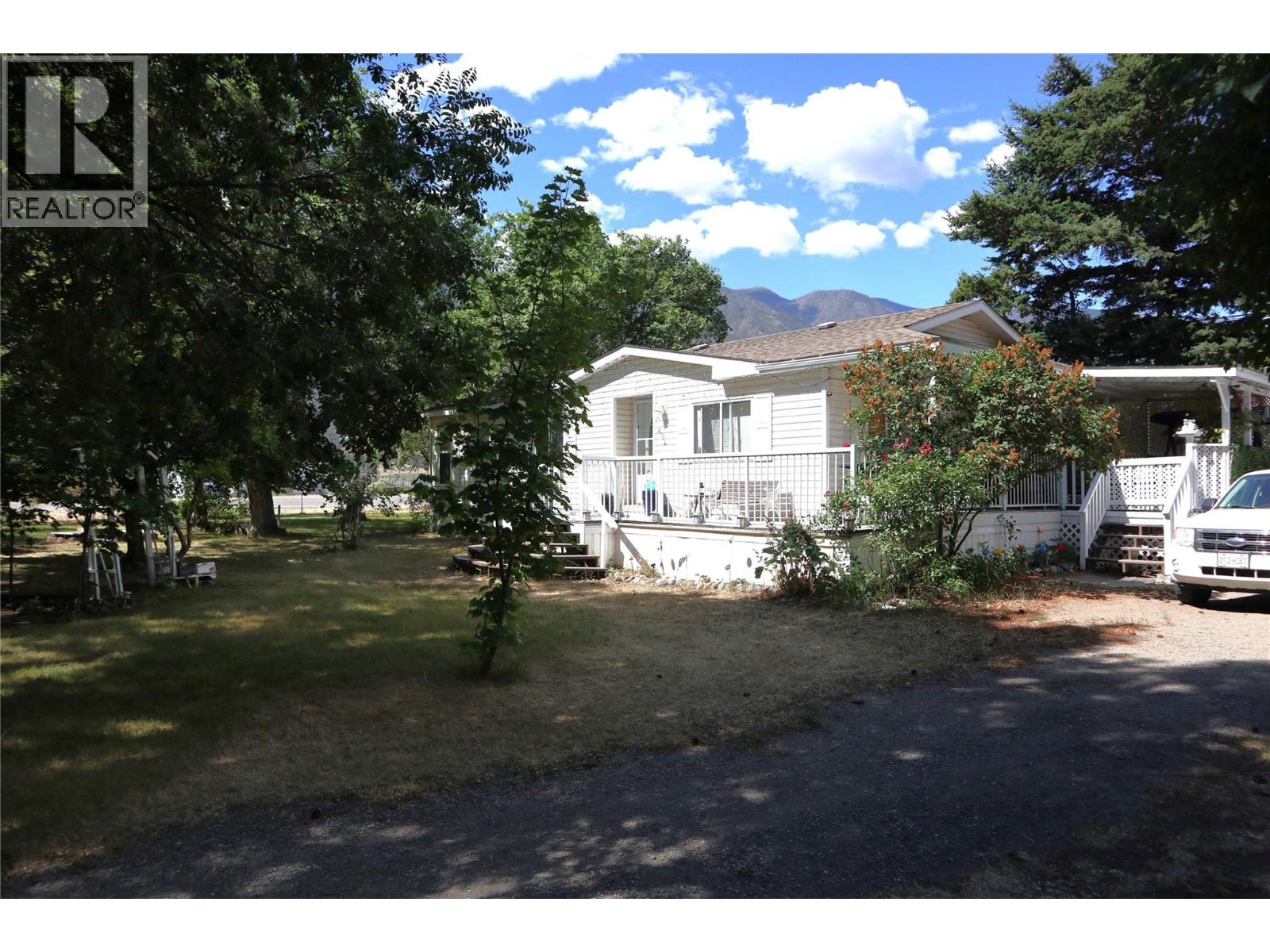 604 Schneider Road, Keremeos