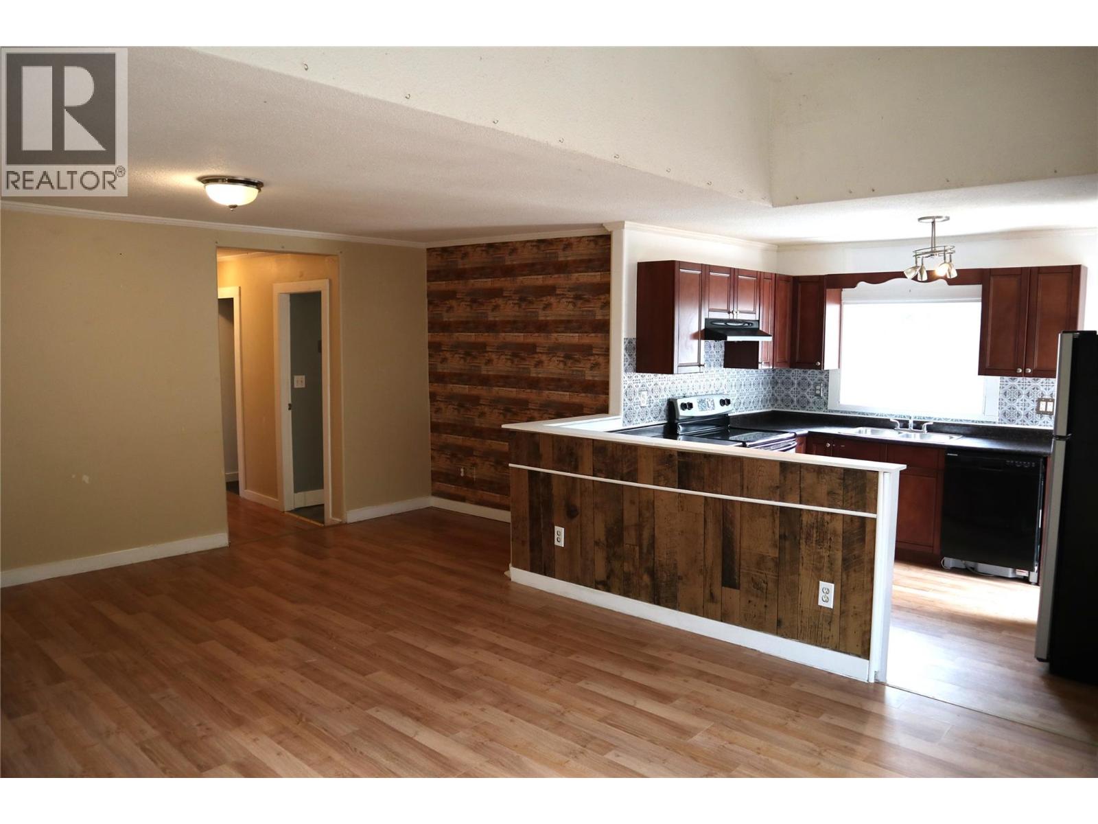 604 Schneider Road, Keremeos